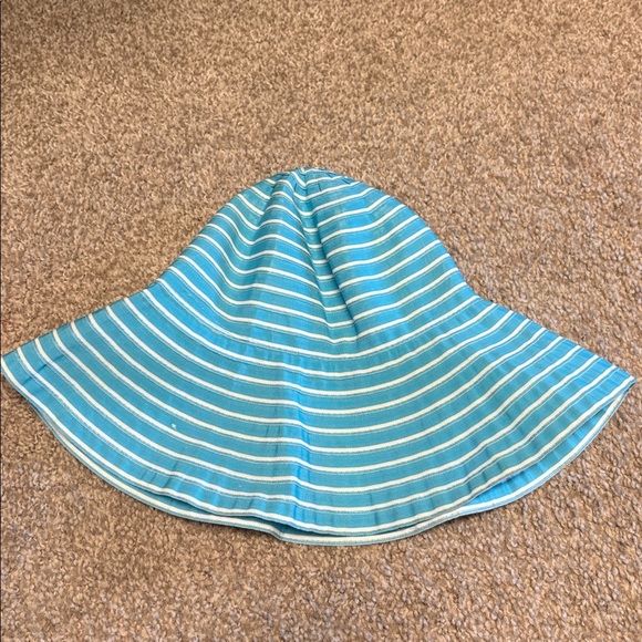 Turquoise and White bucket hat with striped pattern  the perfect sun hat - Picture 1 of 9